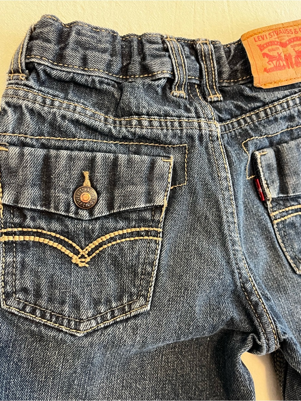 Levi’s Kids 7x Denin Jean Shorts Dark Wash Adjustable Waist Bermuda Flap Pockets - Picture 5 of 7